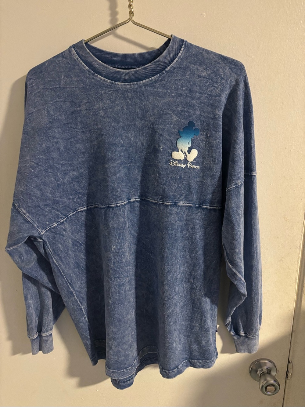 Disney Parks Mickey Mouse Mineral Wash Crewneck Sweatshirt NWT XS Blue
(1213)